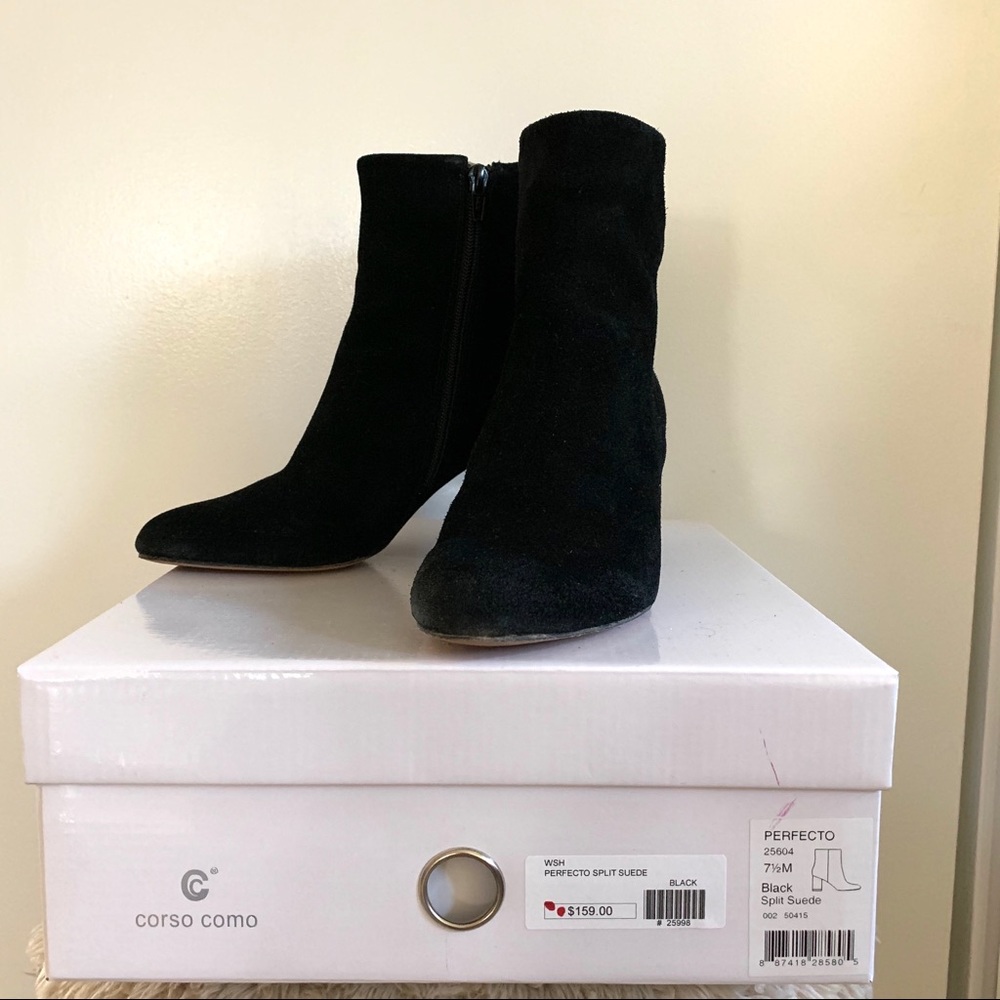 “Perfecto” split suede Corso Como boots